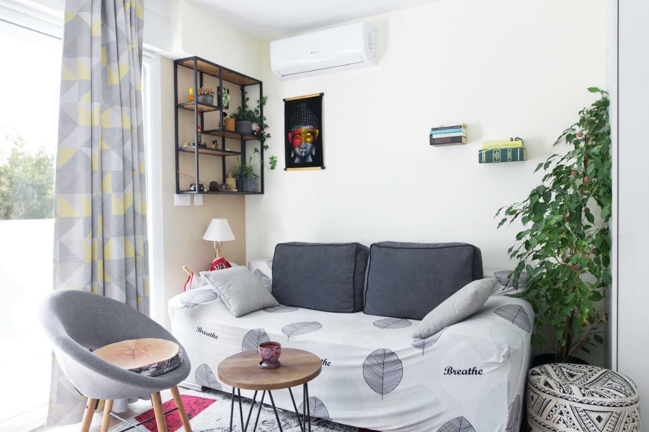 New Modern Apartment Near A Beach In Center Split Exterior photo